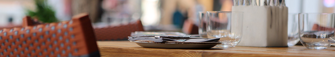 Eating Pub Food Tapas Bars at Bohemian Bar & Bistro restaurant in Grants Pass, OR.